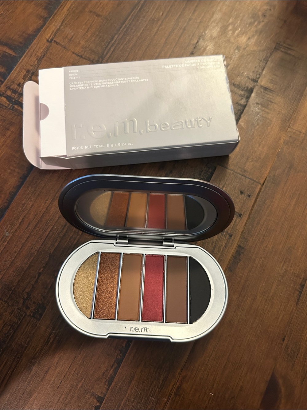 r.e.m. beauty Warm Eyeshadow Palette - Gold, Copper, Brown, Red, Black